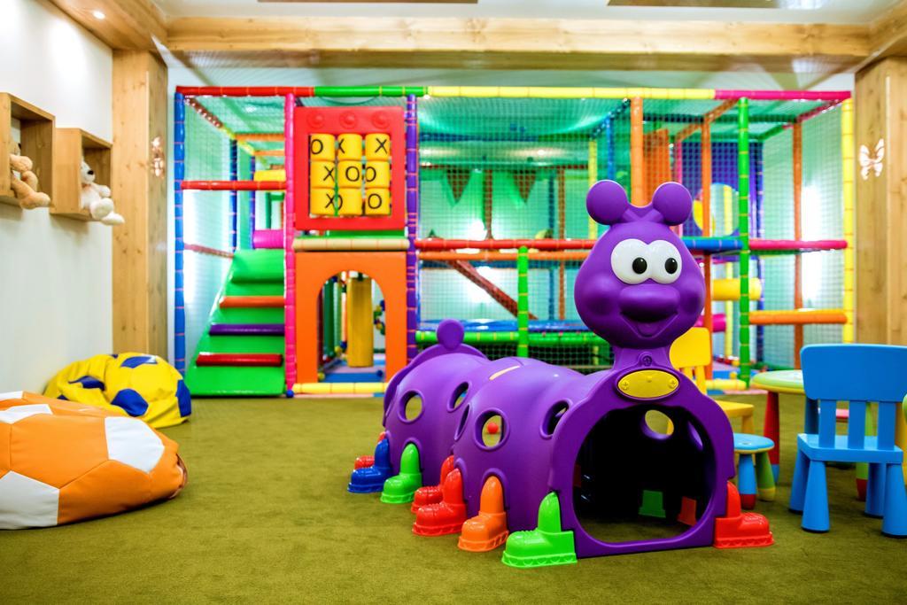 Grand Stasinda Bal Sylwestrowy Animacje Impreza Integracyjna Dwa Posilki Bogaty Bufet Baseny Kregielnia Grota Sauny Squash Silownia Place Zabaw Widoki 1000Mnpm Bukowina Tatrzańska Exterior foto